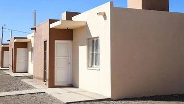 Sorteo en la FNS: ya está la primera ganadora de una casa del IPV