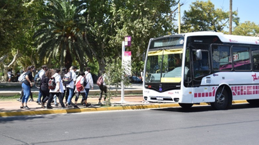 Ya se sabe cuándo volverá a funcionar el boleto escolar y docente gratuito en San Juan