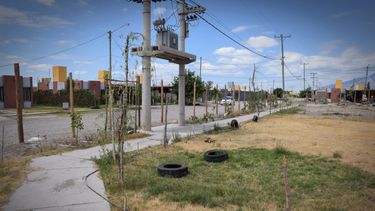 Más de 1000 familias tendrán verde, LED, plaza y cloacas en Pocito