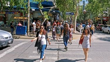 San Juan, por lejos, la más caliente en el inicio del lunes