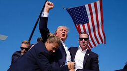 Dispararon e hirieron a Donald Trump en un acto de campaña