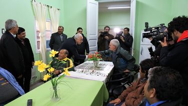 Cómo es el sitio que le da calorcito de hogar a quienes viven en la calle