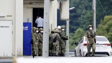 Conmoción en una dependencia del ejército de Japón.