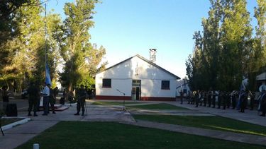 Día 2: Tras izar la bandera, los expedicionarios tomaron rumbo hacia Manantiales