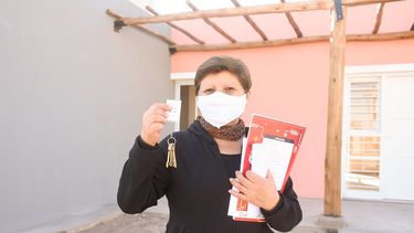 Las nuevas casas que entrega el IPV vienen con un manual para las familias, ¿sobre qué?