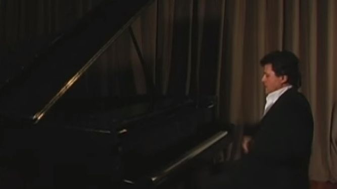 Cuando el sanjuanino sin techo era un concertista, tocaba así