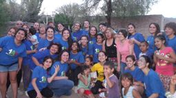 Un Amigo Más entregó donaciones a 150 familias de Las Talas