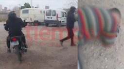 Impactante tiroteo grabado en vivo: un joven recibió tres balazos y su hermano otro disparo Impactante tiroteo grabado en vivo: un joven recibió tres balazos y su hermano otro disparo