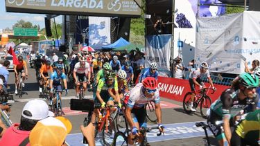 Famoso ciclista que corrió la última Vuelta a San Juan, ¿con coronavirus?