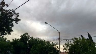 ¿Siguen el frío y las nubes? Así estará el tiempo del lunes en San Juan