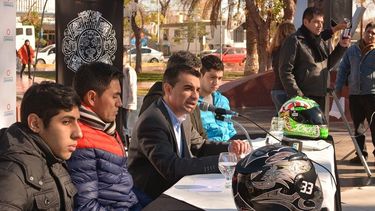 Kartings y Motocicletas, por las calles de Villa El Salvador