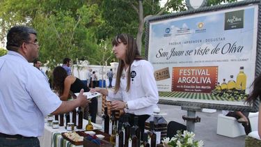 Música, feria y patio gourmet en el Festival de Argoliva