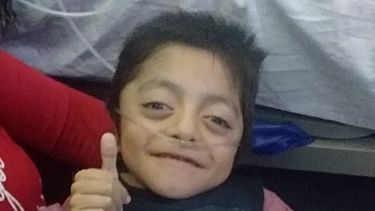 La historia del sanjuanino de 9 años que tiene huesos de cristal y es un crack en la escuela