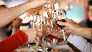 Whastsapp explota por el sanjuanino que invita a los amigos a festejar a la casa, pero su mujer...