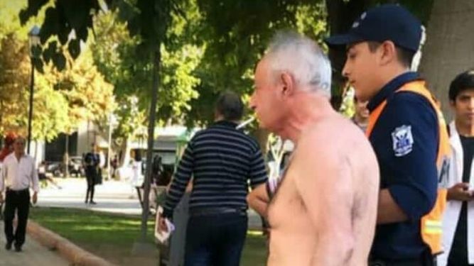 ¿Qué piensan los sanjuaninos de la jugada protesta del anciano en tanga?