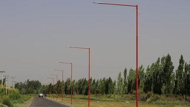 Más luz para Angaco: colocaron más de 2 kilómetros de iluminación LED