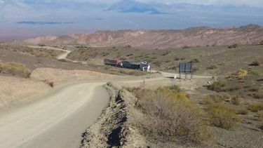Ya están en Barreal las primeras piezas del gigantesco Radio Telescopio Chino-Argentino