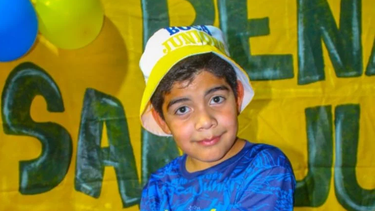 Una familia sanjuanina pide ayuda para su hijo de 9 años que sufrió un ACV y quedó con parálisis cerebral