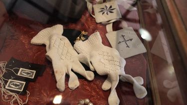 La mujer sanjuanina, su fe y sus objetos preciados