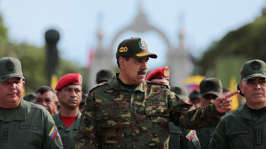 Nicolás Maduro lanzó una operación militar, ante la presencia de tropas norteamericanas en el Caribe