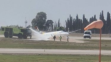 Momentos de tensión en el aeropuerto de Mendoza: se despistó un avión que salió de San Juan