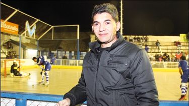 Daniel “Lechuga” García: De la peña a la cancha para hinchar por Olimpia Patín Club