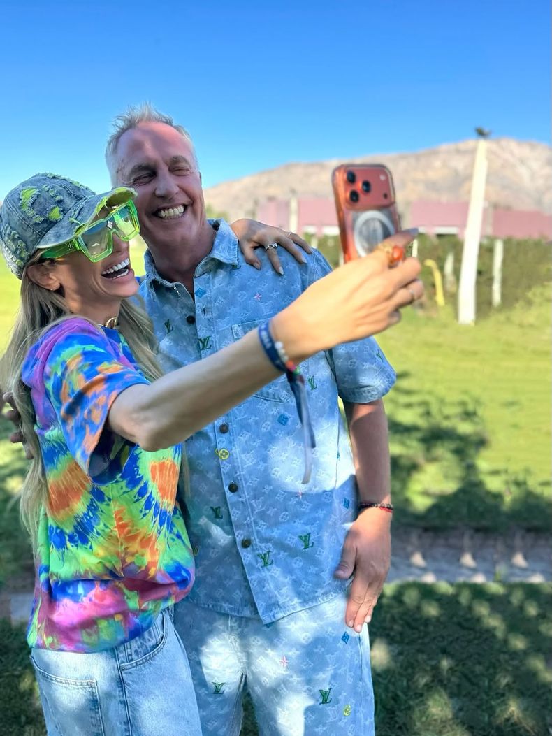 Las divertidas fotos que compartió Vicky Xipolitakis de su paso por San Juan junto a Marley