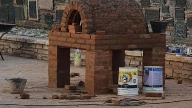 Furia en las redes por el horno de ladrillo en la Casa de Sarmiento: esta es la explicación