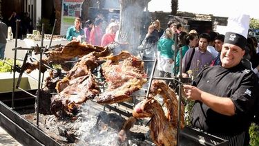 Preocupación en las redes por la salud del chef Mauricio Barón