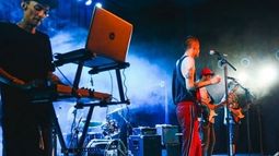 Con paridad de género en los escenarios, arrancan los festivales de rock en San Juan