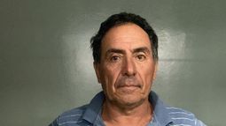 Quiso vender gato por liebre: cayó un camionero con una revisión técnica trucha en Pocito Quiso vender gato por liebre: cayó un camionero con una revisión técnica trucha en Pocito