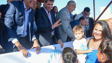 Entregaron el primer barrio de los sorteados en diciembre