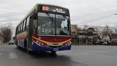 Al menos tres empresas de colectivos no cobrarán boleto escolar durante el asueto