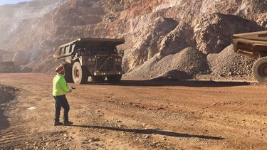 Por primera vez un drone vuela en la mina Veladero