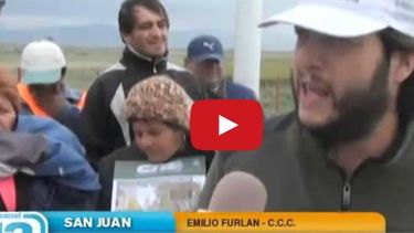 Manifestación en el puente de Alto de Sierra, pero sin piquete