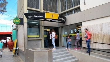 El Banco San Juan brindó consejos a clientes para operar sin necesidad de acudir a una sucursal