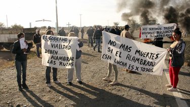 Vecinos pidieron alambrado y cortaron la ruta en Bermejo
