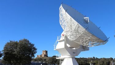 El radiotelescopio chino, en la recta final