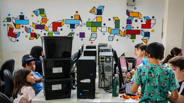 Los chicos pueden llevar su imaginación a la realidad, en la colonia tecno del verano sanjuanino.