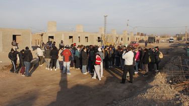 Usurparon un terreno pidiendo viviendas