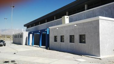 Marinero anunció la construcción de un 5º polideportivo en el cumpleaños de Iglesia