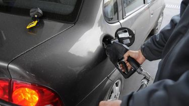 Petroleros ratificaron el paro y peligra el abastecimiento