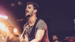 La presunta víctima de violencia negó haber sido golpeada por el cantante de Pijama Party