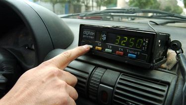 Atención conductor, viajar en taxi es más caro