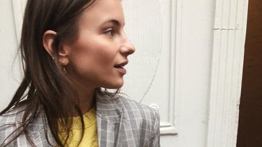 Tres maneras distintas de llevar un blazer en época de transición