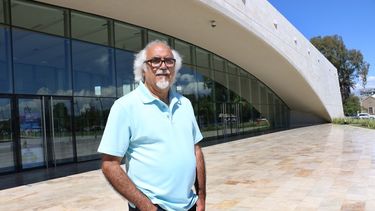 Ricardo Ochoa: Un choco suelto en el Teatro Colón