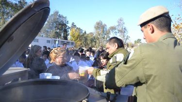 Más de 1000 alumnos en Rivadavia prometieron lealtad a la bandera
