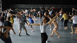Expectativa por la masterclass sobre Ohad Naharin en el Teatro del Bicentenario