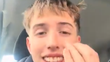 Peter Regalos dijo que tendrían que volver los militares, tildó a San Juan de provincia random y criticó al niño Mirá Marta, envidiame