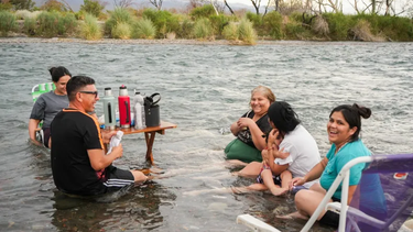 Cierran el cauce del Río San Juan en calle Las Moras y piden no concurrir hasta nuevo aviso